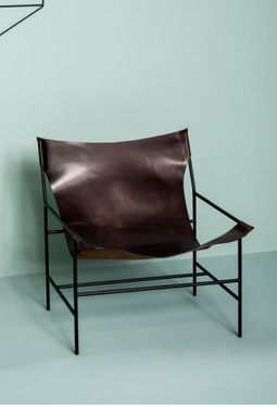 Leggia Hydro Leather Chair